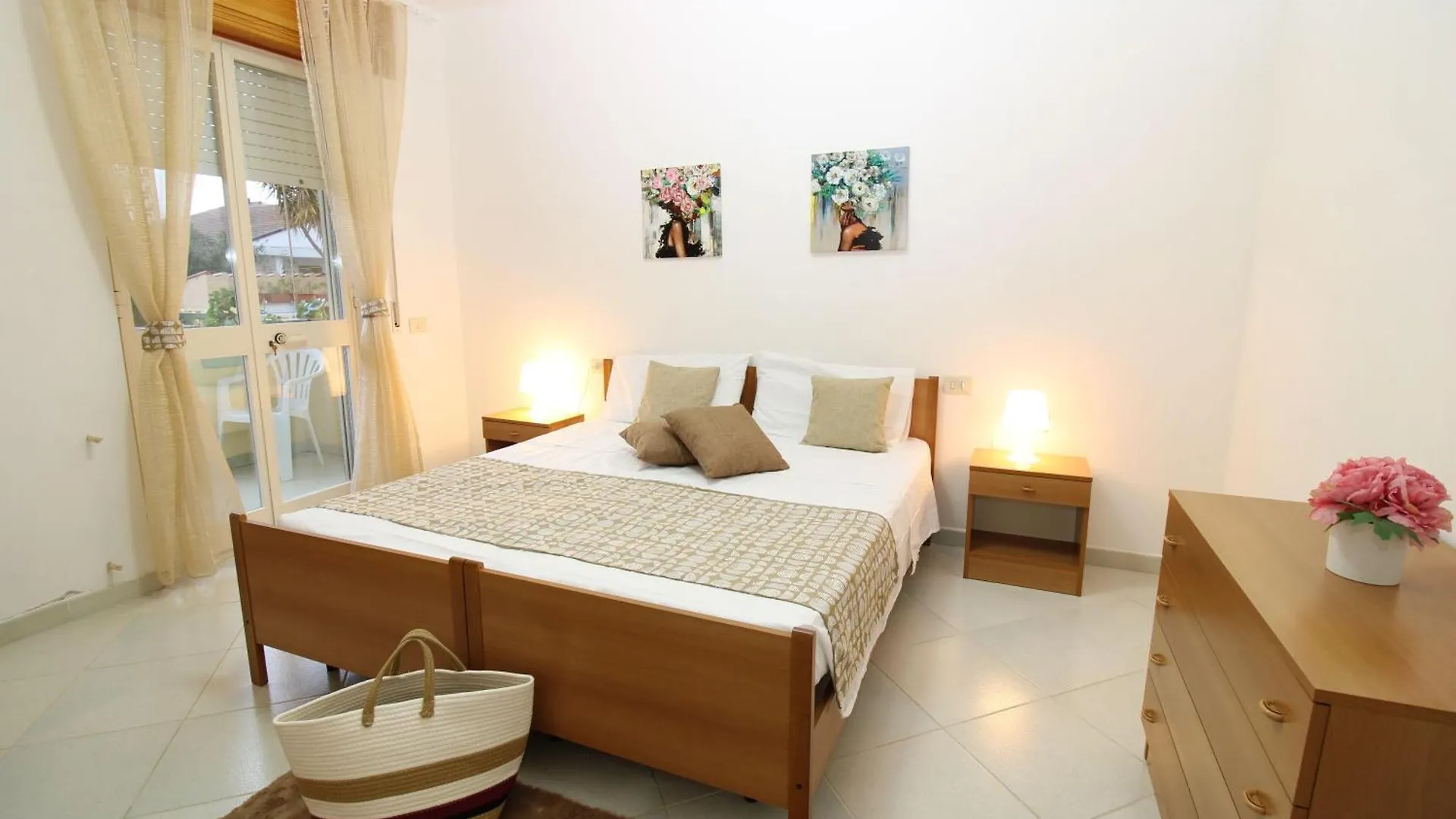 Holiday-House-Camelia-600-Meters-From-The-Beach Ла-Калетта 0*,  Италия